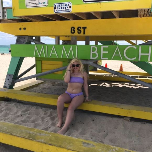 Meet your Posher, Davina - Picture 1 of 1